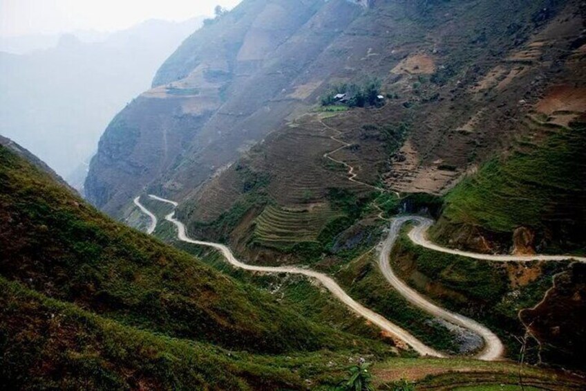 6 Days Ha Giang Loop Motorbike Ride & Sapa Trekking Tour