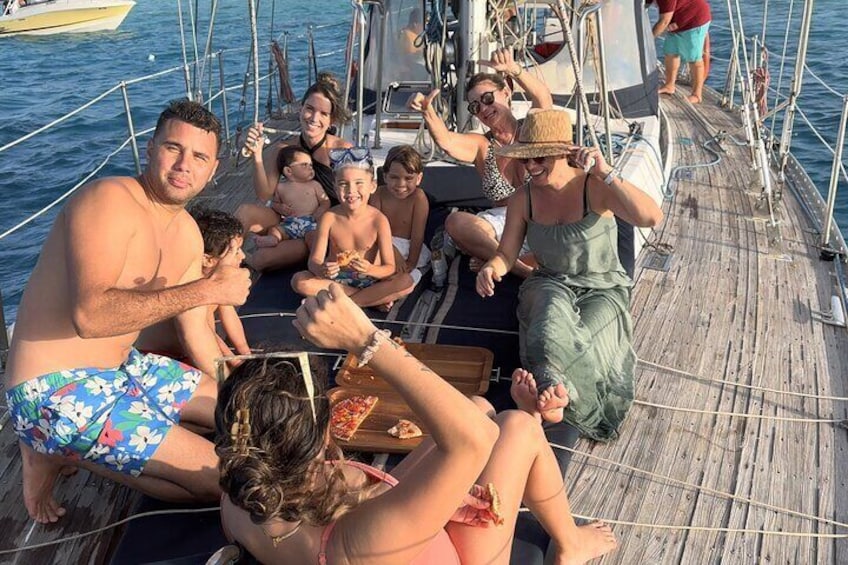 Tropical Sailing Experience with BBQ Lunch or BBQ Dinner in Aruba