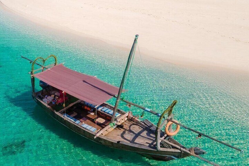  Full Day Private Safari Blue Ocean Trip with Lunch 