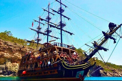 Antalya Pirate Boat from Kemer