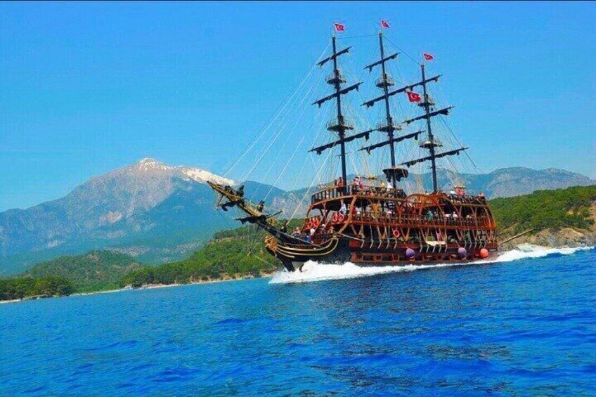 Antalya Pirate Boat from Kemer