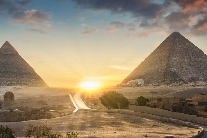 Bus Tour to the Pyramids with Tickets from Sharm El Sheikh