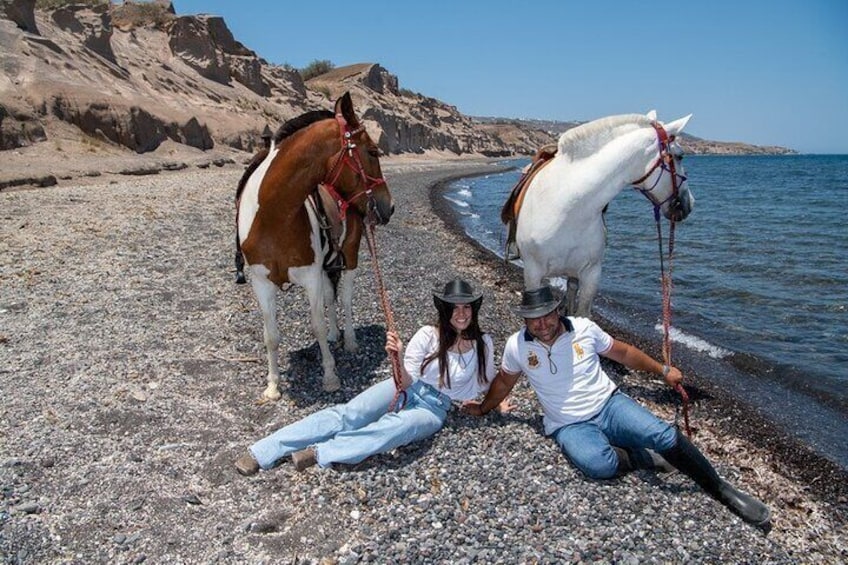 Secluded Black Beach Horseback Riding Tour in Santorini 