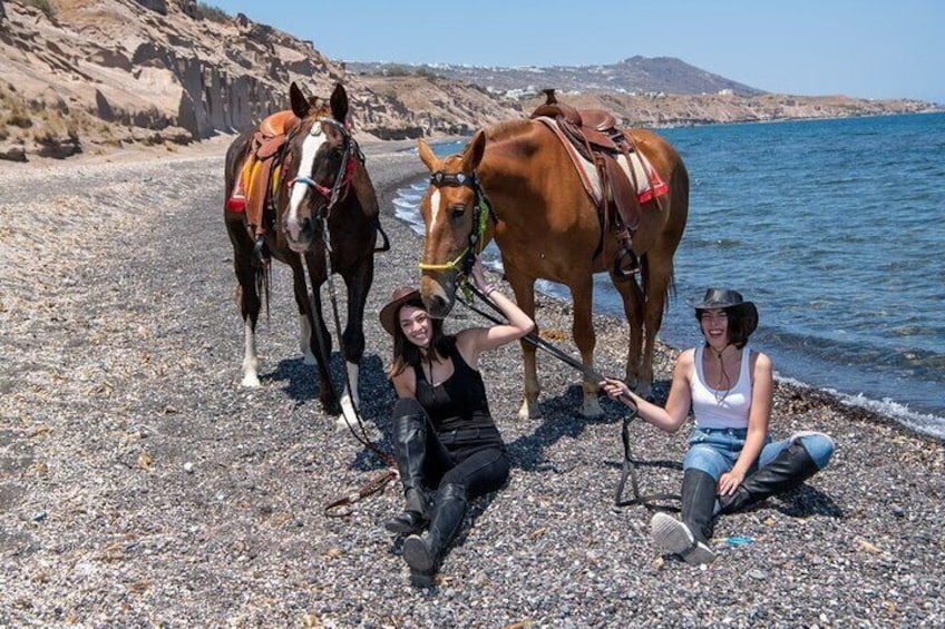 Secluded Black Beach Horseback Riding Tour in Santorini 