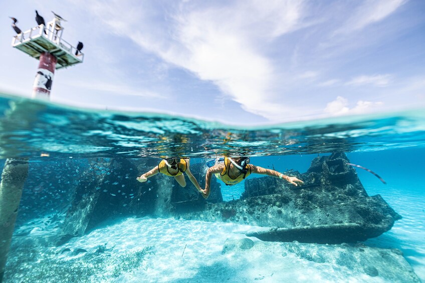 Snorkel and Parasail Cancun