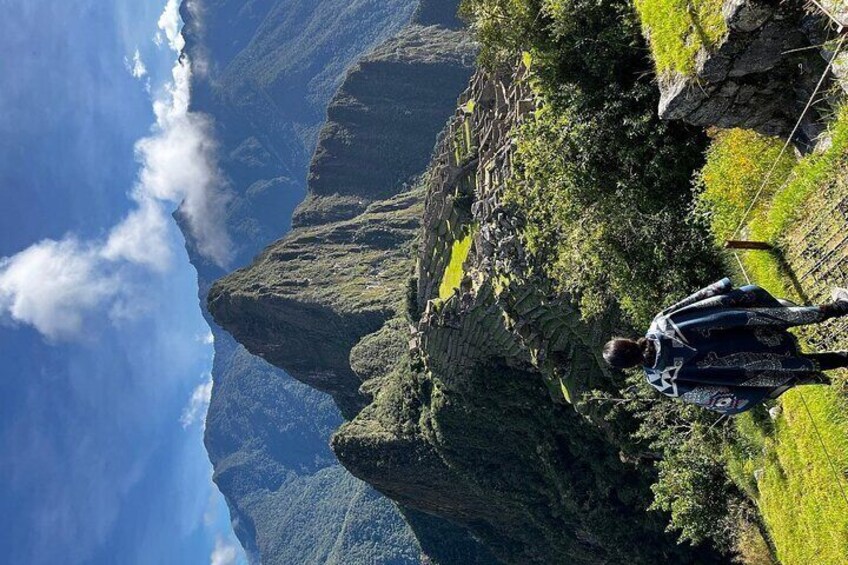 From Cusco - 2-Day Tour to the Sacred Valley and Machu Picchu with Lunch