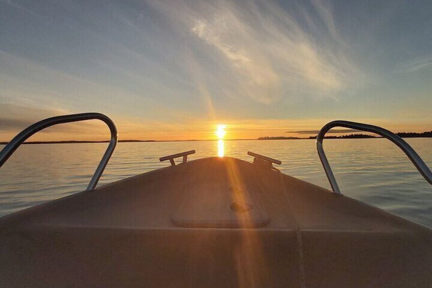 Private Boat Tour to Ivalo River and Lake Inari with BBQ Included