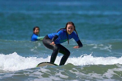 2 Hours Surf Lesson Experience in Costa da Caprica