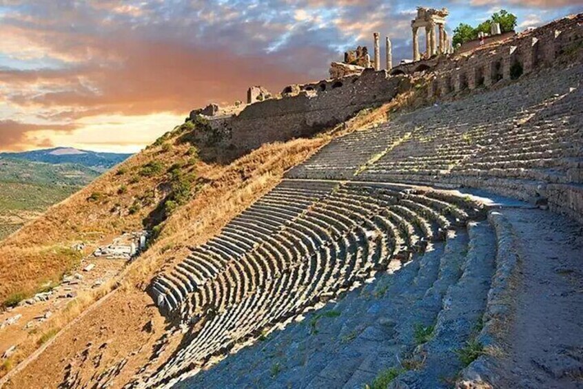 Private Pergamon Acropolis Tour from Kusadasi