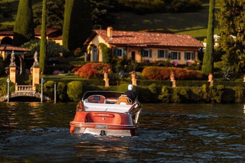  Private wooden boat tour on Lake Como