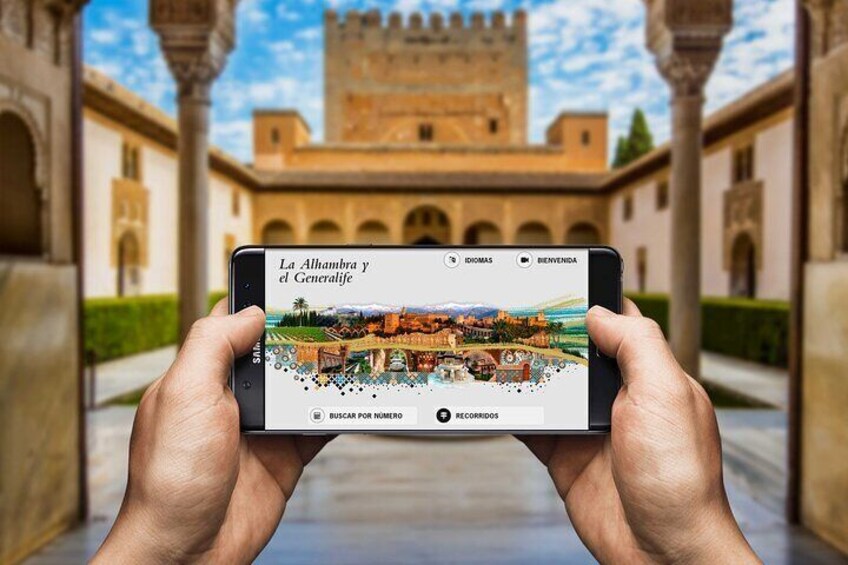Discover the Alhambra in its entirety: Audio guide with Nasrid Palaces