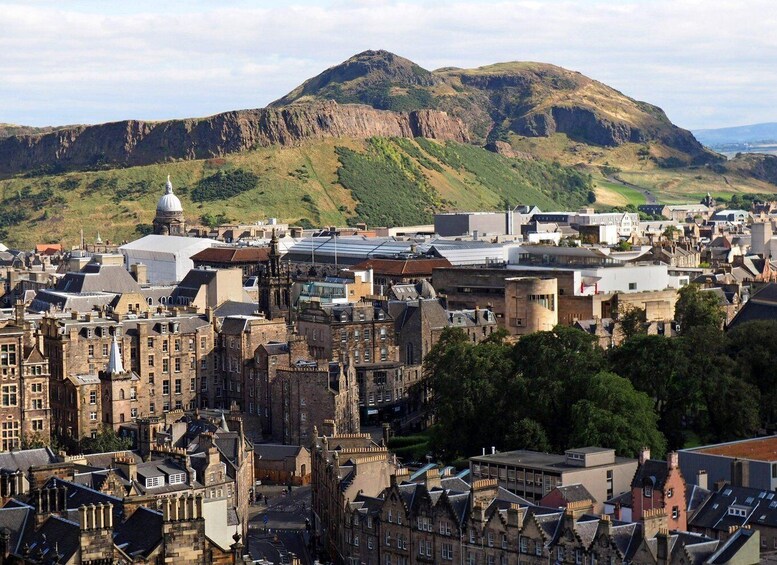 Picture 2 for Activity Edinburgh: Guided Arthur's Seat Hike