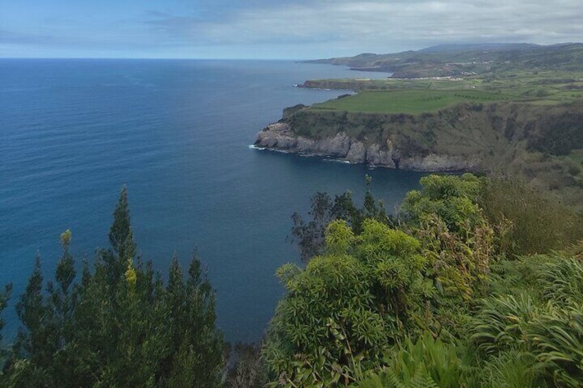 Full Day Private Tour to Lagoa do Fogo and Furnas