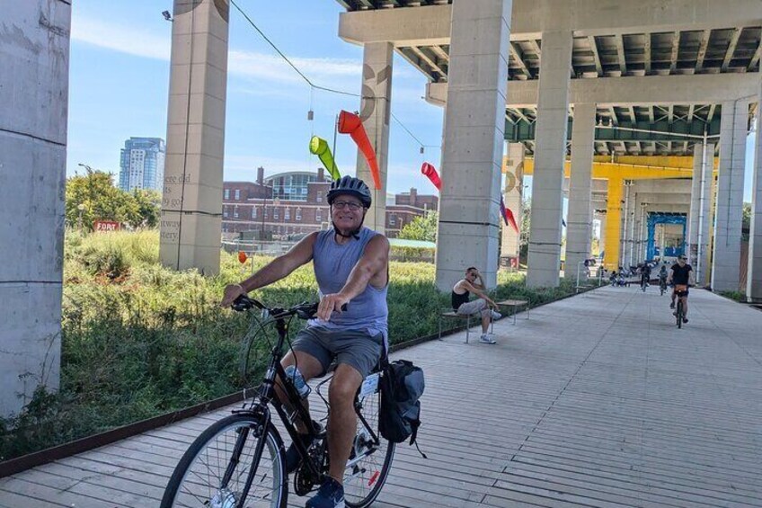 Ebike City & Neighbourhoods Tour