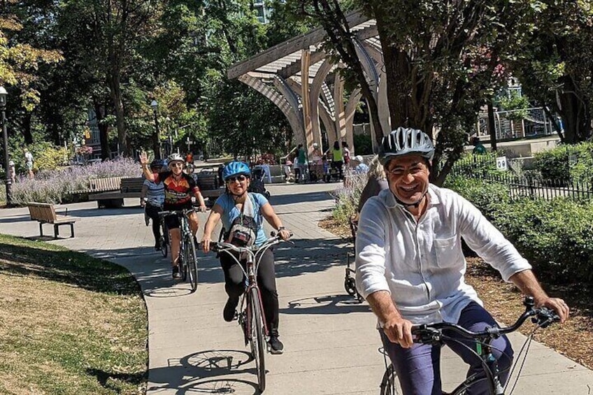 Ebike City & Neighbourhoods Tour