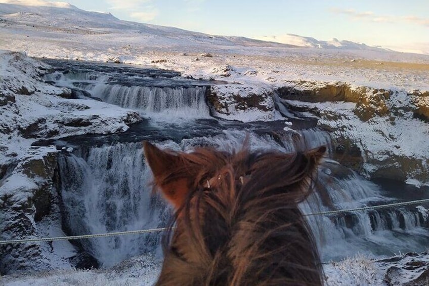 Short Riding Tour with Eye-Catching Photos at Waterfall