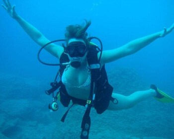 Fethiye: 2 Guided Scuba Dives with Lunch and Hotel Transfers