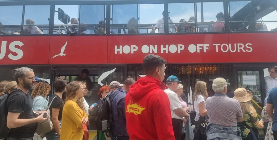 Picture 1 for Activity Istanbul Hop On Hop Off Bus\24 Hours Ticket