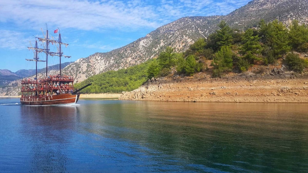 Picture 2 for Activity From Alanya: Green Canyon Day Trip with Lunch and Boat Ride