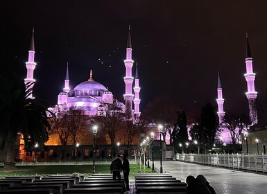 Istanbul bei Nacht Private geführte Stadtrundfahrt Halcyon