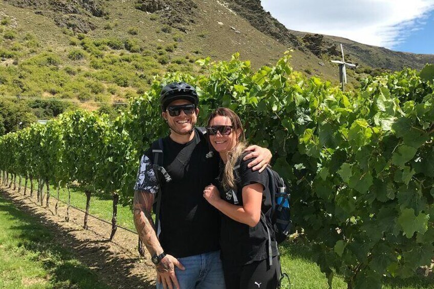 Guided eBike Wine Tour Ride to the Vines