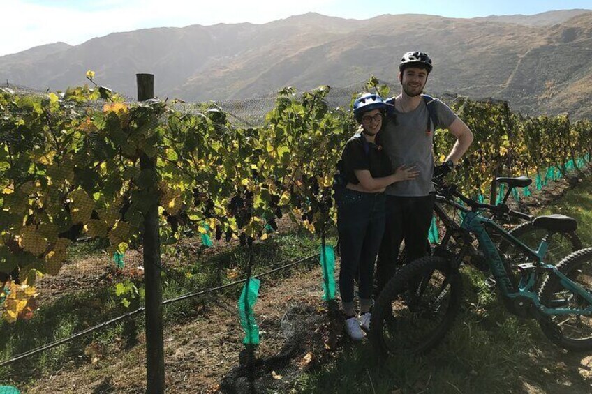 Guided eBike Wine Tour Ride to the Vines