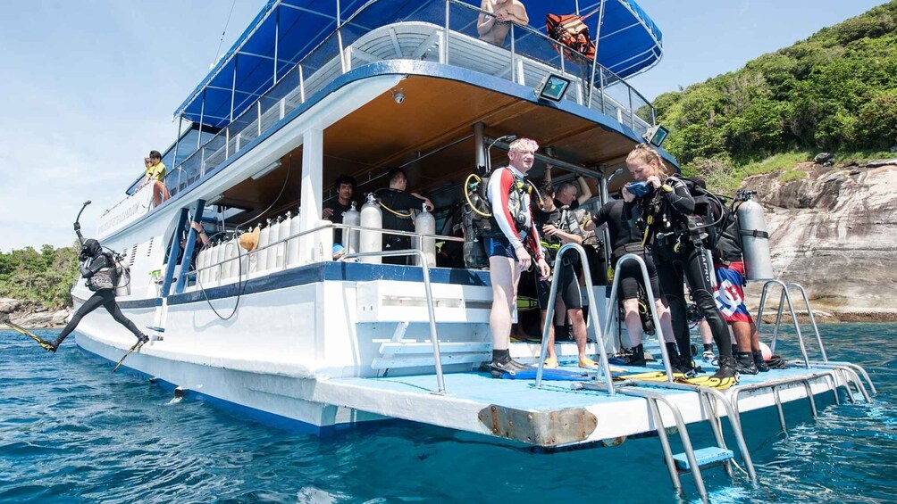 Picture 2 for Activity Didim: Scuba Diving Experience w/Hotel Pickup & Lunch