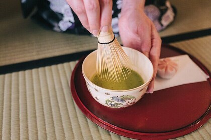 Tea Ceremony with Kimono and Professional Photoshoot in Kyoto