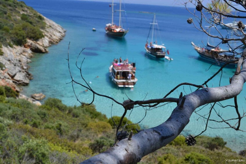 Picture 4 for Activity Didim/Altinkum: Lazy Day Boat Trip w/BBQ Lunch