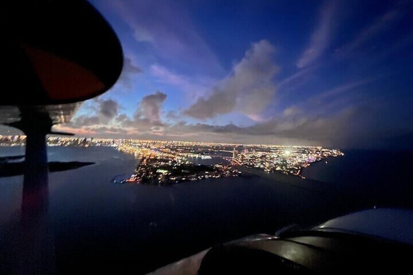 45-Minute Miami Beach Sunset Breathtaking Flight Tour