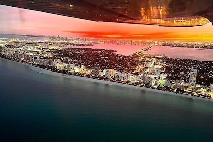 45-Minute Miami Beach Sunset Breathtaking Flight Tour