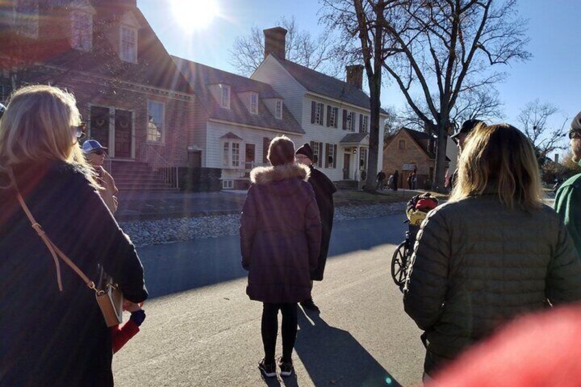 Guided Colonial Christmas Tour in Williamsburg