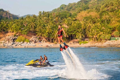 Marmaris : Excursion en jet ski, jet car, flyboard ou parachute ascensionne...