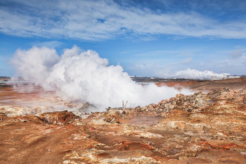 Volcanos & Blue Lagoon Self-Guided Driving Audio Tour