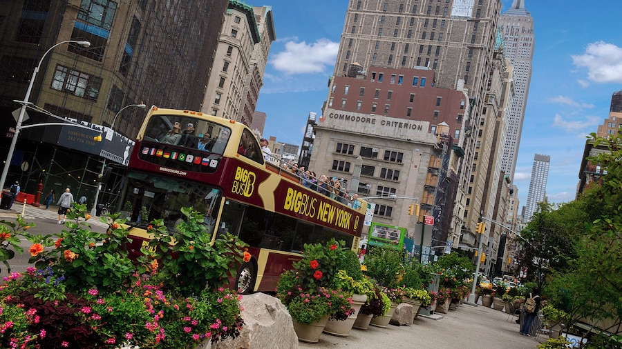 Empire State Building Entrance & New York Hop-On Hop-Off Open-Top Bus Tour
