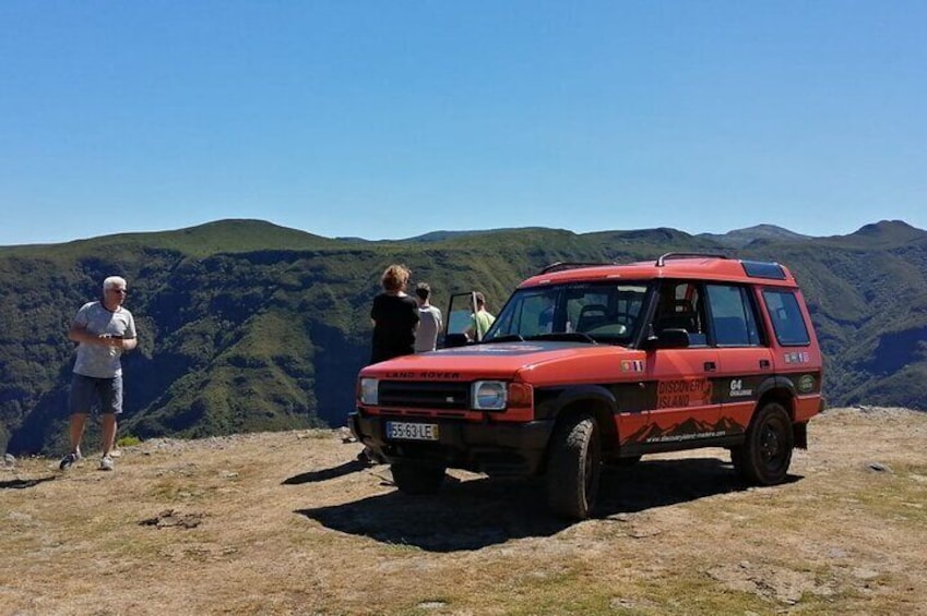 Full Day Jeep Safari Tour to Porto Moniz and Cabo Girão