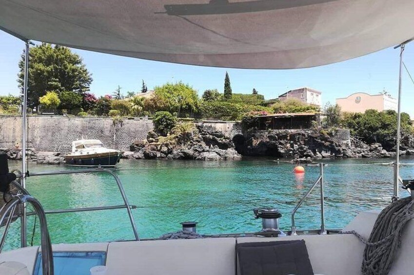 Full day boat tour in Catania with snorkeling