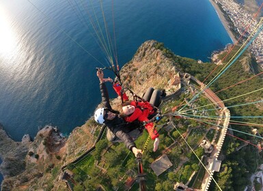 Desde la ciudad de Side, Alanya Paragliding