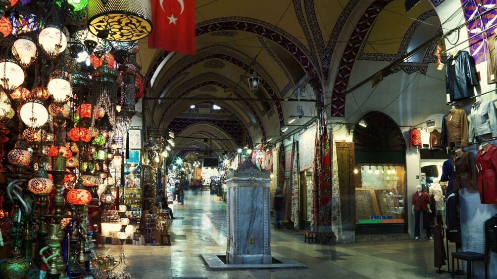 Picture 1 for Activity Istanbul: Basilica Cistern Skip-the-line Entry & Guided Tour