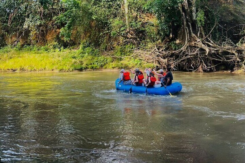 Safari by Raft in Peñas Blancas River 