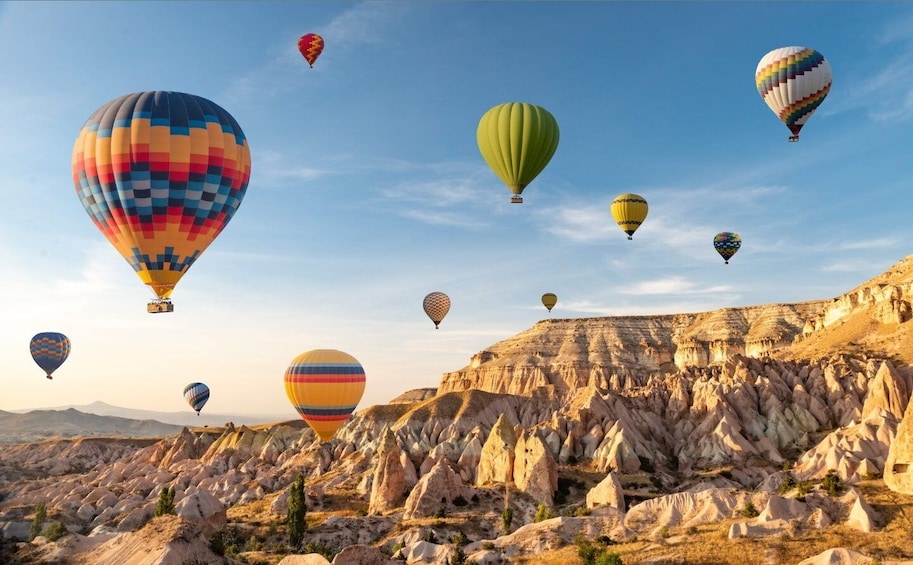Picture 9 for Activity Cappadocia: Sunrise Balloon Watching Tour with Photographer