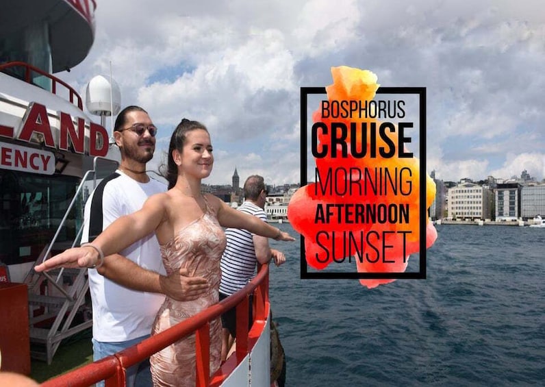 Istanbul: Bosphorus Sightseeing Cruise Tour with Audio Guide