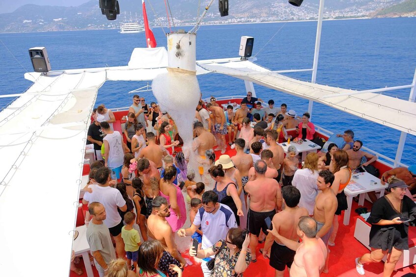 Picture 12 for Activity From Alanya: Boat Tour with Unlimited Soft Drinks and Lunch