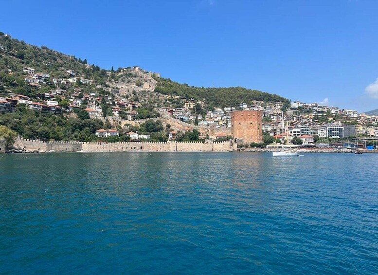 Picture 1 for Activity From Alanya: Boat Tour with Unlimited Soft Drinks and Lunch