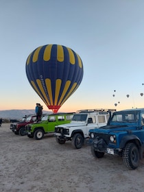 Cappadocië: Privé Jeep Tour met Zonsopgang of Zonsondergang opties