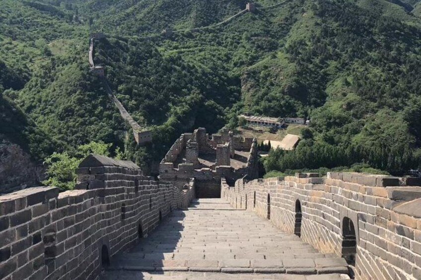 Beijing｜Gubei Water Town and Simatai Great Wall Day Tour