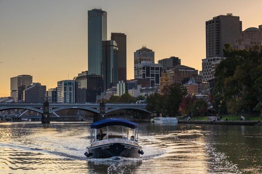 Luxury Private 90min Wine and Cheese Yarra River Cruise