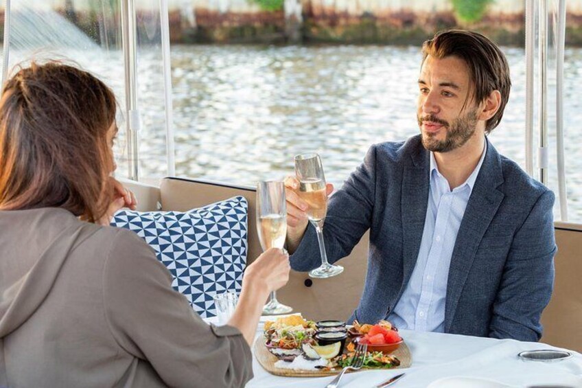 Cheers to romantic cruising