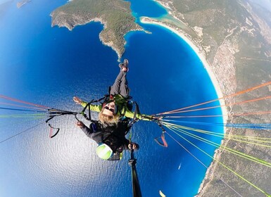 Vanuit Fethiye/Oludeniz: Berg Paragliding Trip met Pickup