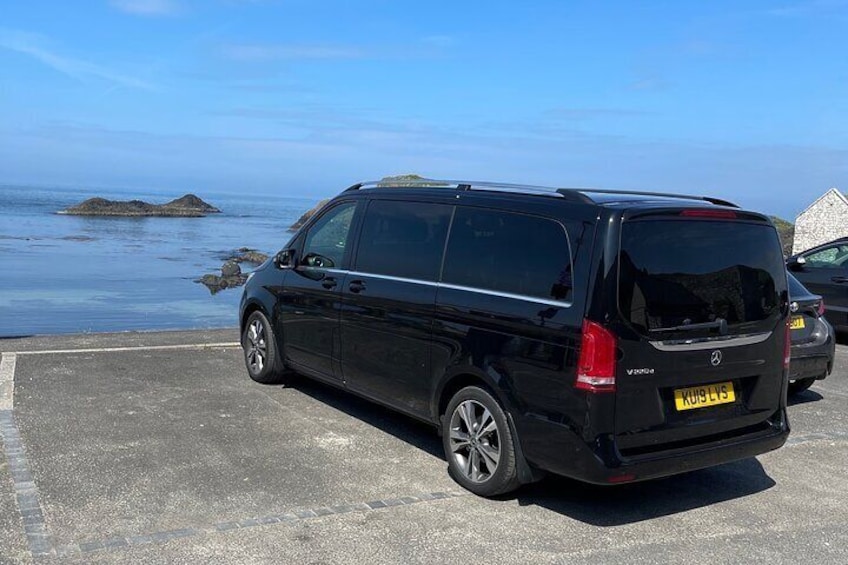 Luxury Tour of Giants Causeway from Belfast 